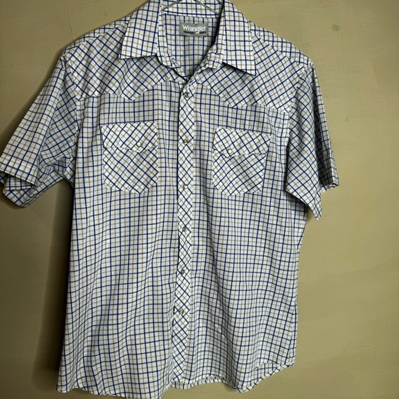 Wrangler Pearl Snap Men's shirt Short Sleeve. - Picture 4 of 6
